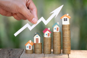 Three Simple Tips to Follow When Pricing a Home for Sale
